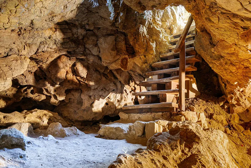 Grotta del Tono