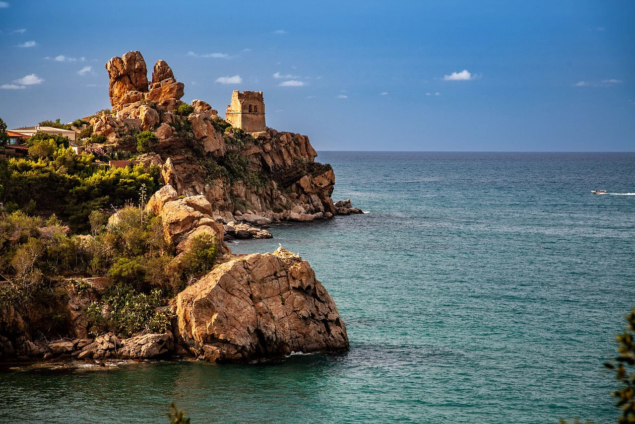 Spiaggia della Kalura — Cefalù · Ttattà Go